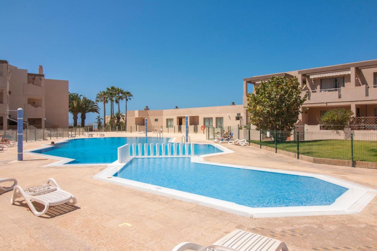 Homeforguest Apartamento En La Tejita Con Piscina, Terraza Y Wifi Granadilla De Abona Eksteriør billede