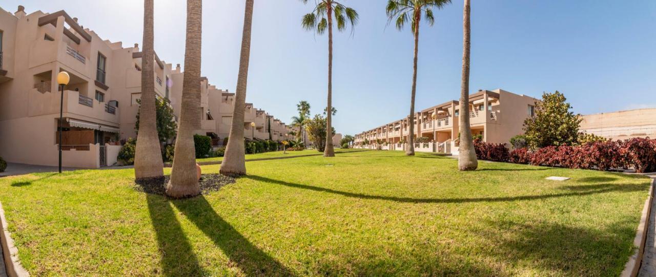 Homeforguest Apartamento En La Tejita Con Piscina, Terraza Y Wifi Granadilla De Abona Eksteriør billede